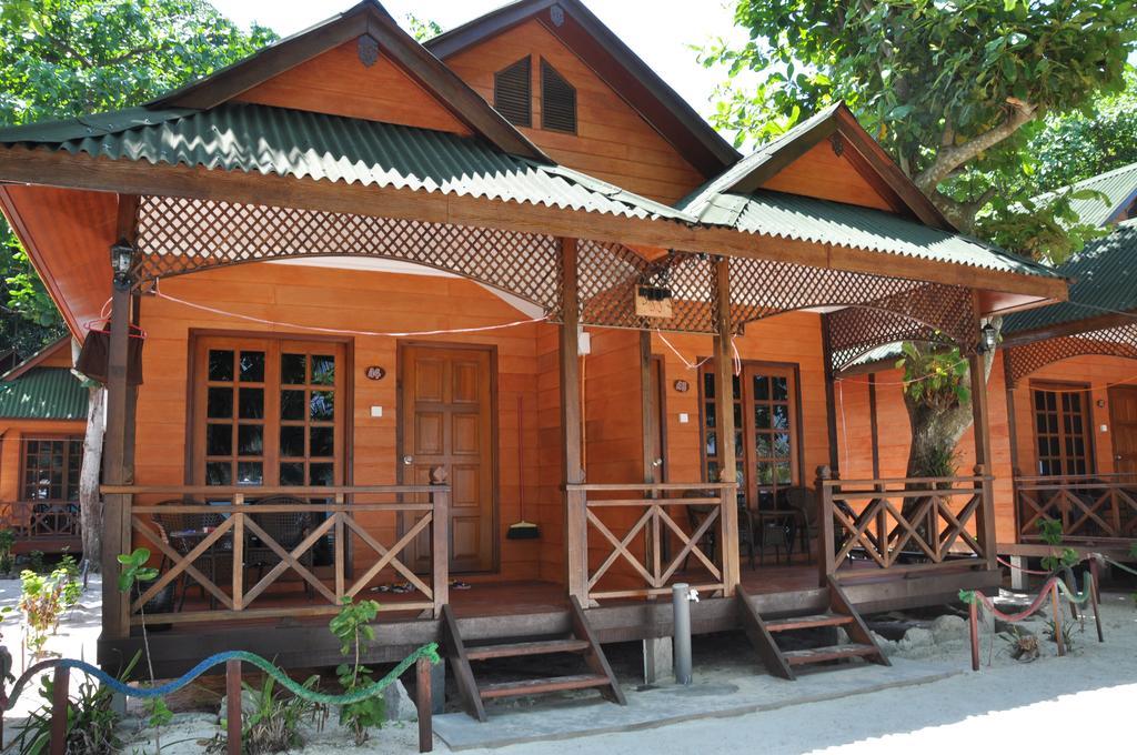 Отель New Cocohut Chalet Куала-Тренгану Номер фото